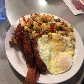 Annie's Cafe - Temecula - Breakfast & Brunch Near Me - Temecula, California