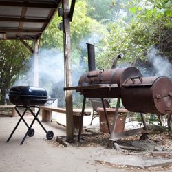 The Texan Drive-In - Back patio