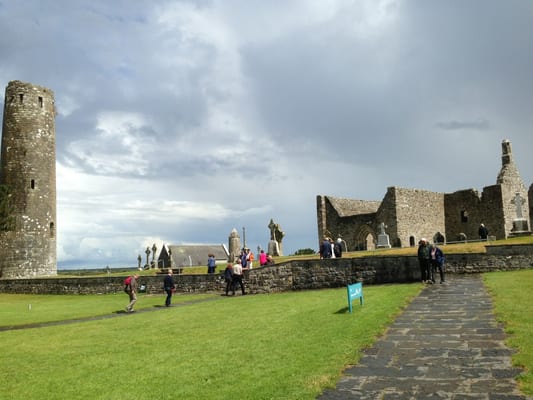 Clonmacnoise Monastic Site by null