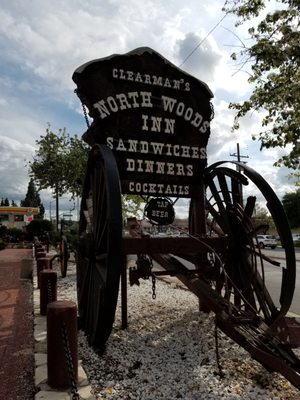 Clearman's North Woods Inn of Covina by null