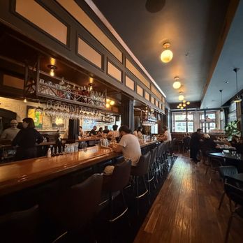 Miles Bistro - Bar view - New American Near Me - San Antonio, Texas