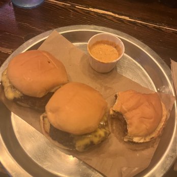 Dinosaur Bar-B-Que - Yummmm cheeseburger sliders with zip sauce - Barbeque Near Me - Rochester, New York Dinosaur Bar-B-Que - Yummmm cheeseburger sliders with zip sauce - Barbeque Near Me - Rochester, New York