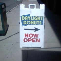 Daylight Donuts - Come on in...