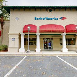 Bank of America Financial Center - Storefront