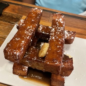The Ordinary Pub - Bananas Foster French Toast Brunch - Gastropubs Near Me - Savannah, Georgia The Ordinary Pub - Bananas Foster French Toast Brunch - Gastropubs Near Me - Savannah, Georgia