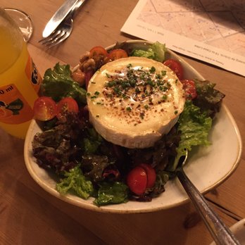 Casa Lolea - Goat cheese salad- amazing!! - Tapas Bars Near Me - Barcelona, B Casa Lolea - Goat cheese salad- amazing!! - Tapas Bars Near Me - Barcelona, B