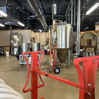 Landlocked Ales - Breweries Near Me - Lakewood, Colorado