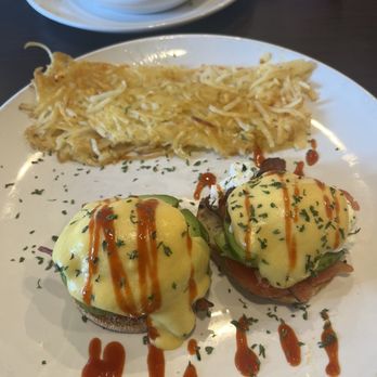 Broken Yolk Cafe - Breakfast & Brunch Near Me - Orange, California Broken Yolk Cafe - Breakfast & Brunch Near Me - Orange, California