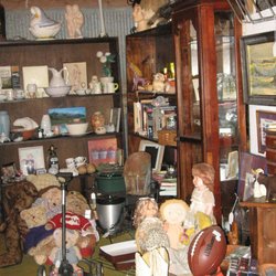 Hwy 87 Flea Market
