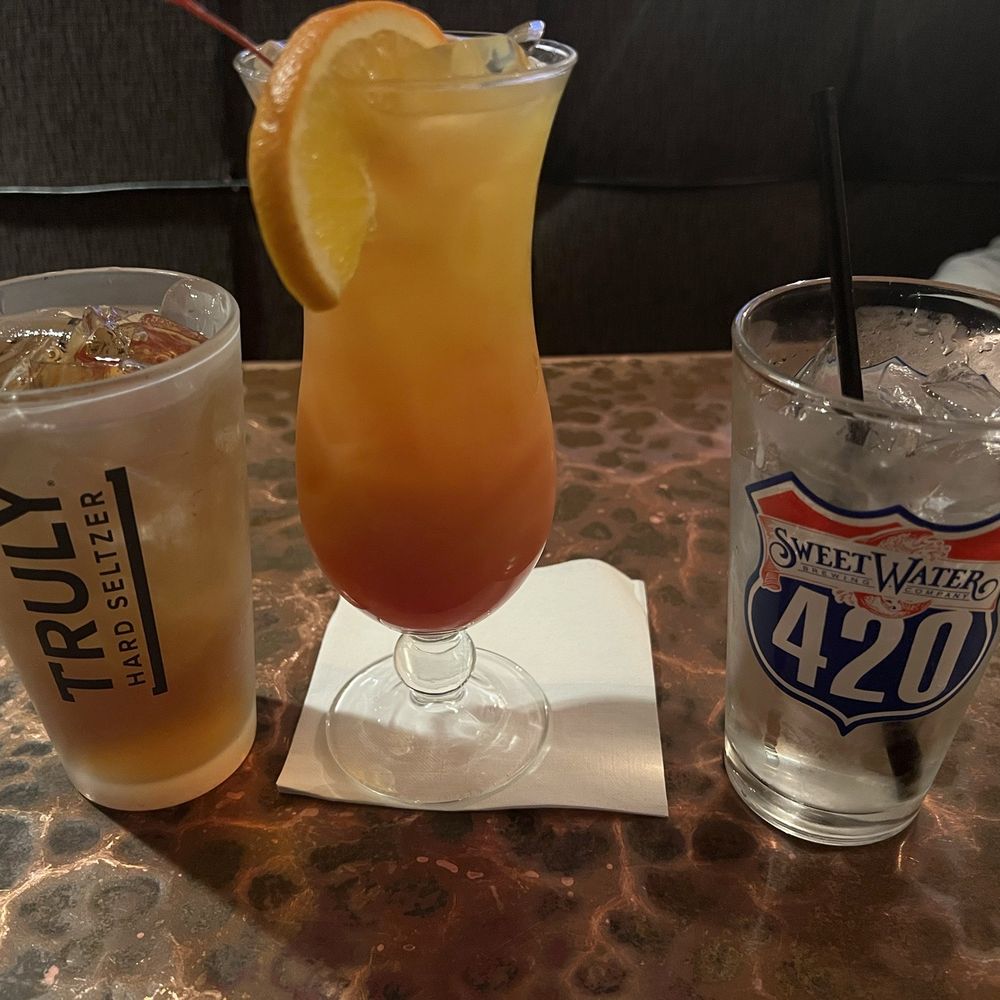 2520 Tavern - Sweet tea, Tequila Sunrise , water - New American Near Me - Clemmons, North Carolina