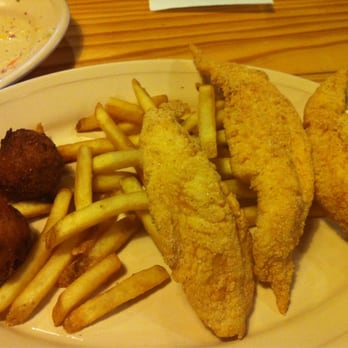 Catfish King - Lunch catfish...no season at all!!! *sad* the salad was still on point though - Seafood Near Me - Livingston, Texas