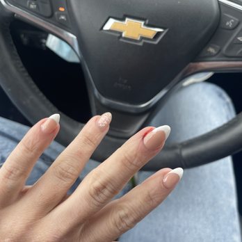 Paradise Nails & Spa - Nail Salons Near Me - Salisbury, North Carolina