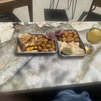 Docent Brewing - Sitting outside & enjoyng the weather - Brewpubs Near Me - Carlsbad, California Docent Brewing - Sitting outside & enjoyng the weather - Brewpubs Near Me - Carlsbad, California
