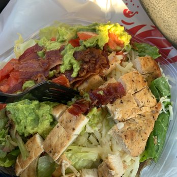 Wendy's - Chicken avocado salad - Fast Food Near Me - Los Angeles, California Wendy's - Chicken avocado salad - Fast Food Near Me - Los Angeles, California