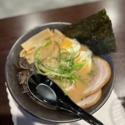 Tsuchiya Ramen - Tonkotsu ramen