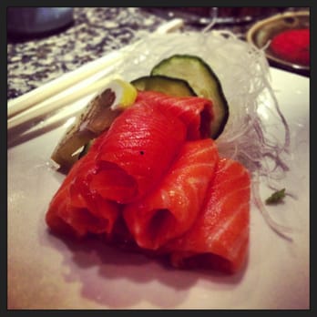 Sushi Lounge Encinitas - Tasmanian salmon sashimi yummmm - Sushi Bars Near Me - Encinitas, California