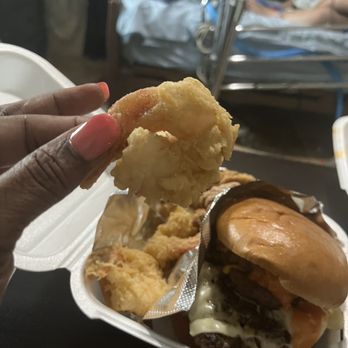 Roadkill Driveup - Giant Shrimp - Chicken Wings Near Me
