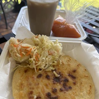 Paseo San Miguel - Chicharron y Queso pupusa, delicious curtido and sauce, and horchata 10/10 - Salvadoran Near Me - Pico Rivera, California Paseo San Miguel - Chicharron y Queso pupusa, delicious curtido and sauce, and horchata 10/10 - Salvadoran Near Me - Pico Rivera, California