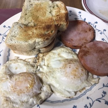 Roadhouse Cafe - a plate of breakfast foods - Breakfast & Brunch Near Me - Belchertown, Massachusetts