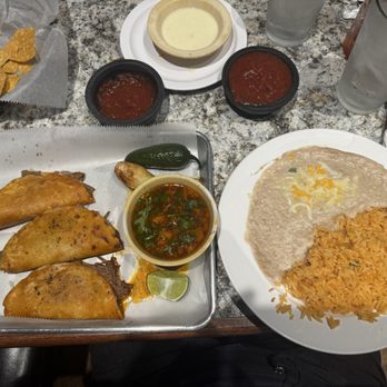 El Burrito Mexican Restaurant - Quesabirrias - Mexican Near Me - Sanford, North Carolina El Burrito Mexican Restaurant - Quesabirrias - Mexican Near Me - Sanford, North Carolina
