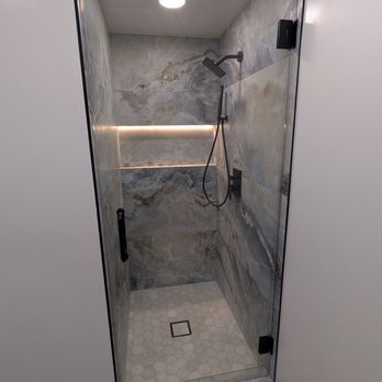 Mobile shower doors - Bathroom shower door - Glass & Mirrors Near Me - Laguna Hills, California Mobile shower doors - Bathroom shower door - Glass & Mirrors Near Me - Laguna Hills, California