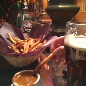 P.J. O'Brien Irish Pub and Restaurant - Curry chips - Pubs Near Me - Toronto, Ontario