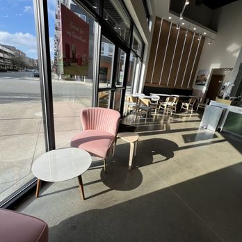 Tous Les Jours - Bakeries Near Me - Redmond, Washington