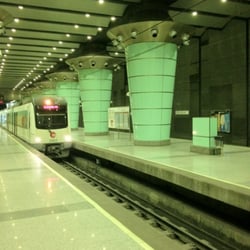 Metro Avenida del Cid - Andenes