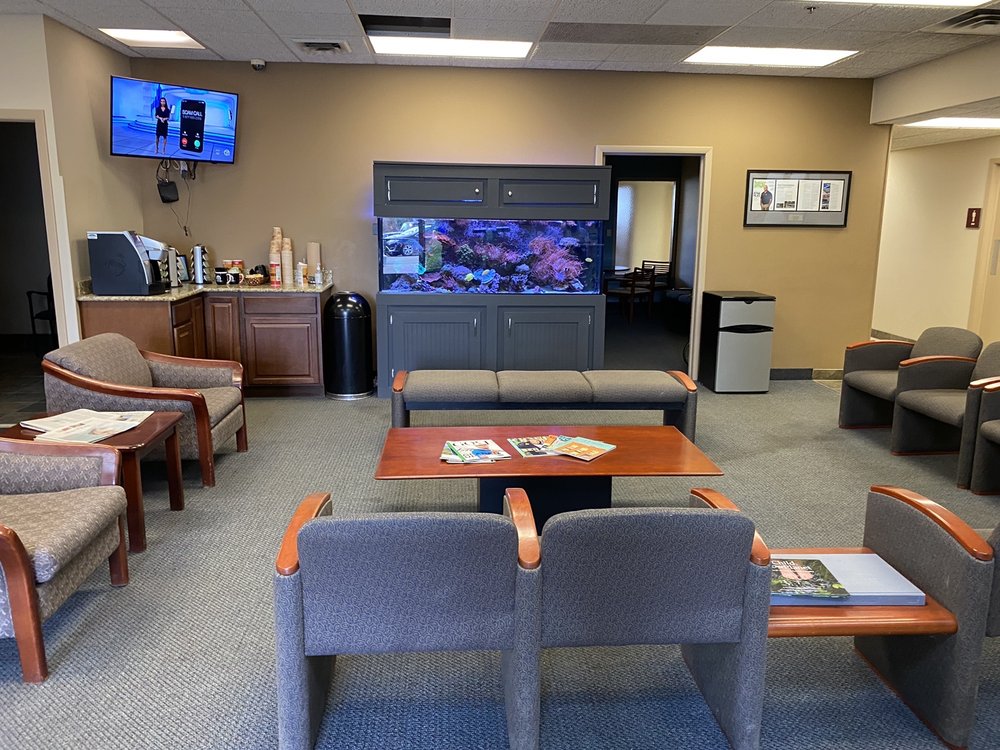 MILOSCH’S PALACE COLLISION CENTER Updated October 2024 10 Photos