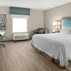 Hampton Inn & Suites Cranberry Pittsburgh - Guest room