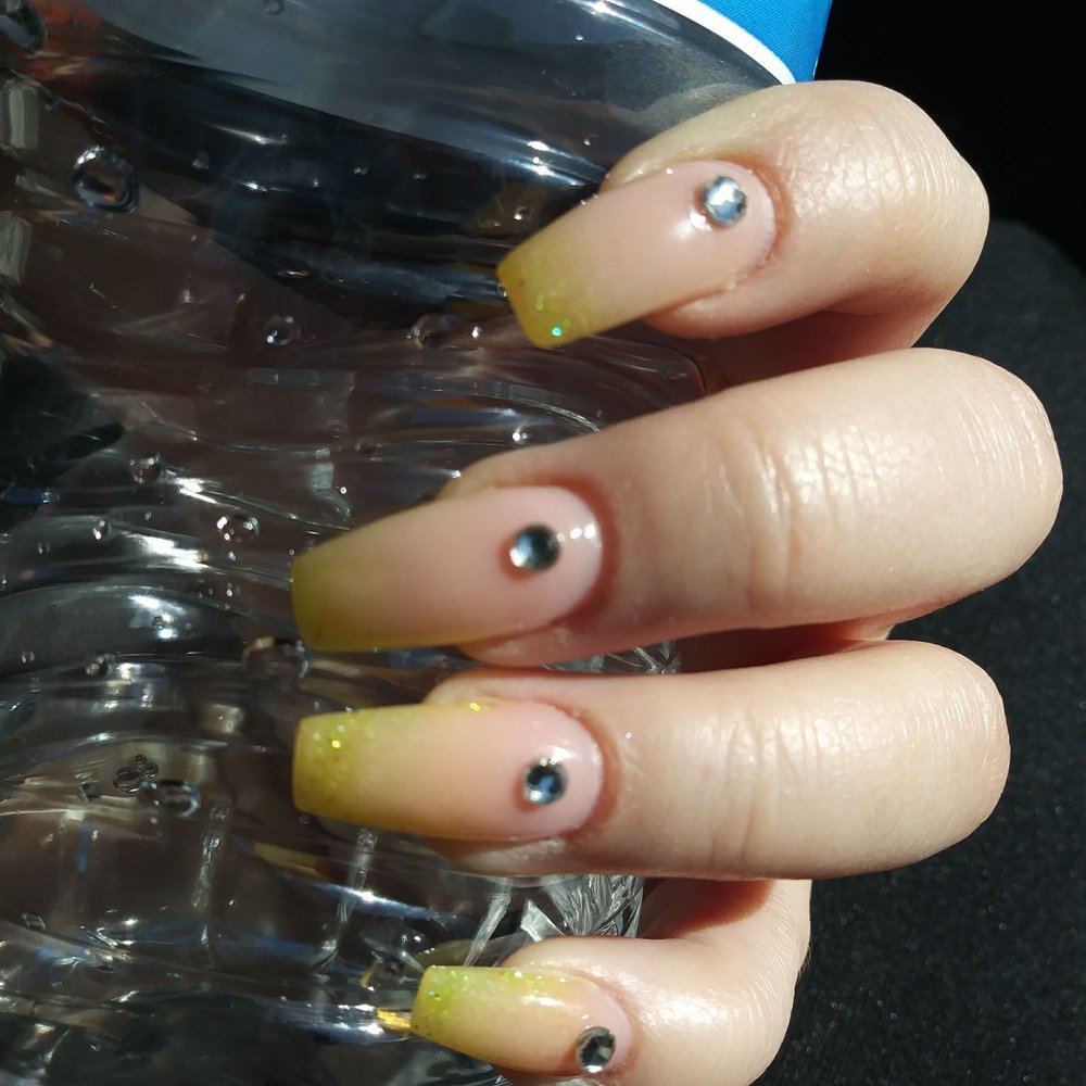 True Touch Nails & Spa - Nail Salons Near Me - Norco, California
