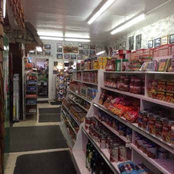 SHORELINE MARKET - Updated March 2025 - 29 Photos & 20 Reviews - 120025