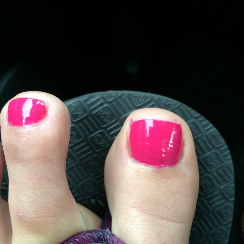 Messy pedi Messy pedi