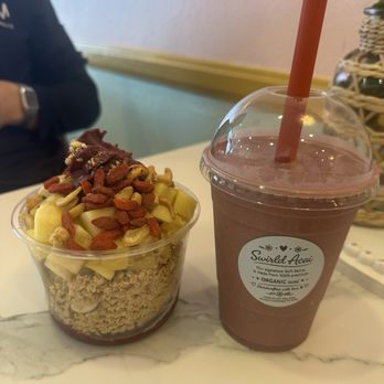 Swirl'd Acai - Seaside bowl with pineapple, banana, cashew, granola & Acai! - Acai Bowls Near Me - Rancho Cucamonga, California Swirl'd Acai - Seaside bowl with pineapple, banana, cashew, granola & Acai! - Acai Bowls Near Me - Rancho Cucamonga, California