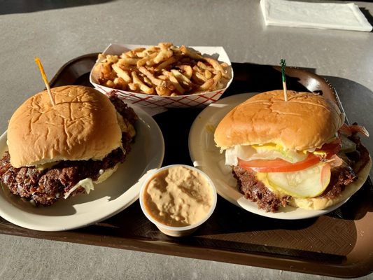 SEXTON’S BURGER BAR - Updated October 2024 - 93 Photos & 46 Reviews