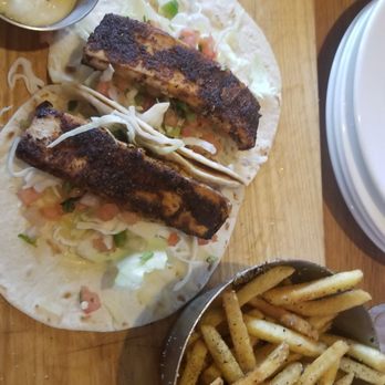 Earls Kitchen + Bar - Cajun swordfish tacos and truffle fries - New American Near Me - Miami, Florida Earls Kitchen + Bar - Cajun swordfish tacos and truffle fries - New American Near Me - Miami, Florida