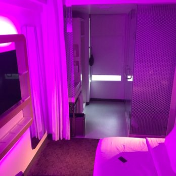 YOTEL Boston - Tiny room but nice layout - Hotels Near Me - Boston, Massachusetts YOTEL Boston - Tiny room but nice layout - Hotels Near Me - Boston, Massachusetts