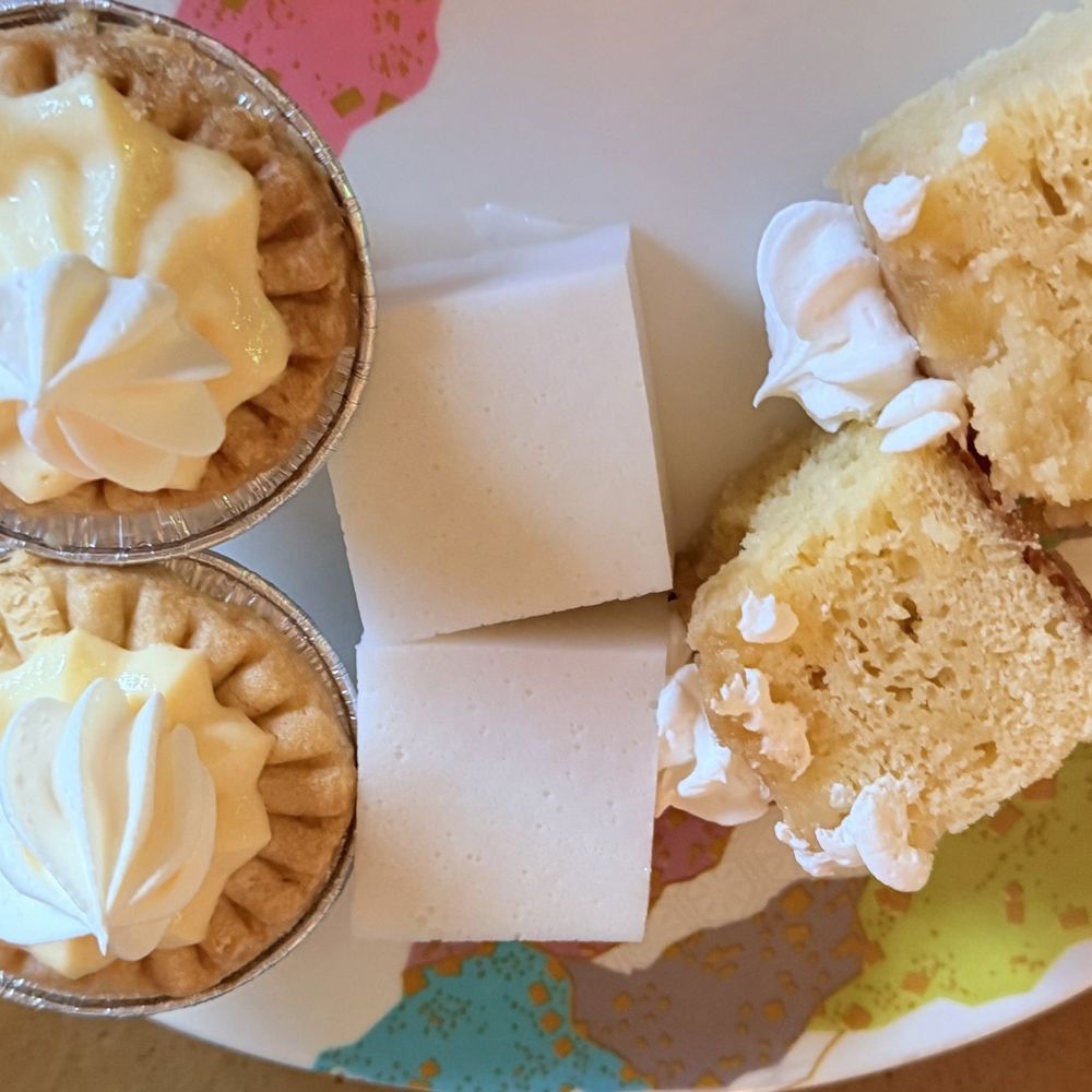 Luau Kalamaku - Hawaiian desserts: coconut jello, pineapple upside down cake, mini banana pies. - Buffets Near Me - Lihue, Hawaii