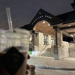 Complimentary Cafe