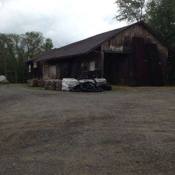 Loudoun County Milling - Livestock Feed & Supply Near Me - Hamilton, Virginia