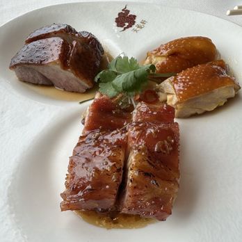 Tin Lung Heen - Cantonese Near Me - Kowloon, HK