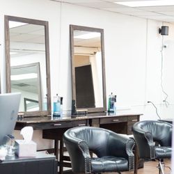 The Gentleman's Salon