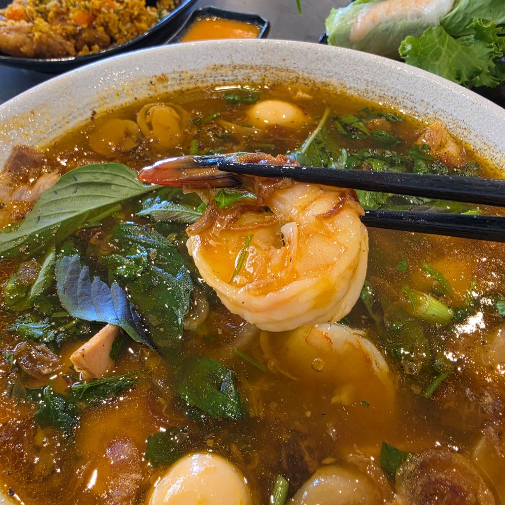 Hai Chi Em Modern Vietnamese Restaurant - Crab and shrimp tropical noodle soup - Vietnamese Near Me - Vancouver, British Columbia Hai Chi Em Modern Vietnamese Restaurant - Crab and shrimp tropical noodle soup - Vietnamese Near Me - Vancouver, British Columbia