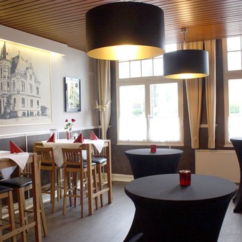 van der Lest - Caterers Near Me - Haan, NW