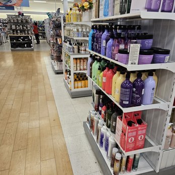 Marshalls - Inside Marshall - Department Stores Near Me - Burbank, California