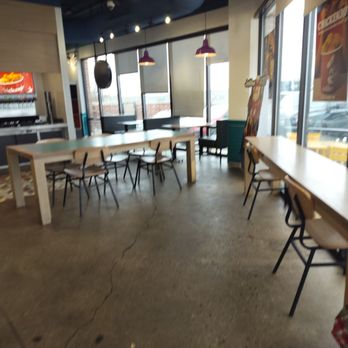 Jollibee - Fast Food Near Me - Bloomingdale, Illinois