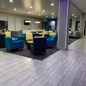 La Quinta by Wyndham Tulsa Broken Arrow - Hotels Near Me - Broken Arrow, Oklahoma