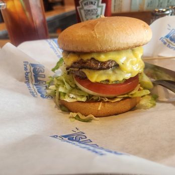 Islands Restaurant - Burgers Near Me - Pasadena, California