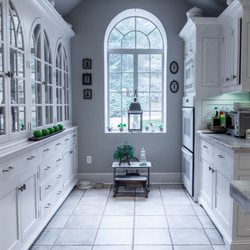 Thomas Mach Interiors - Kitchen cabinetry sprayed in Wevet by Farrow & Ball