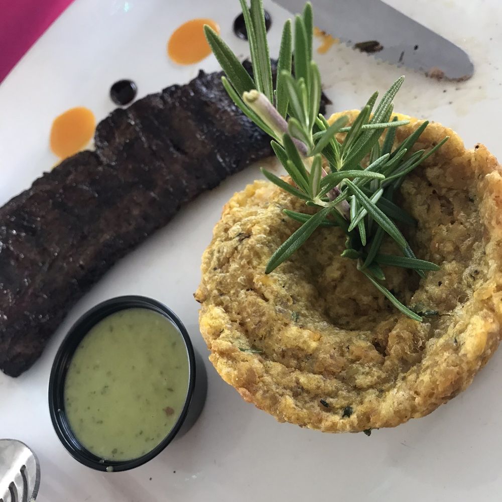 Bonfire Restaurant And Lounge - 1-10 a 5 - Caribbean Near Me - Paterson, New Jersey
